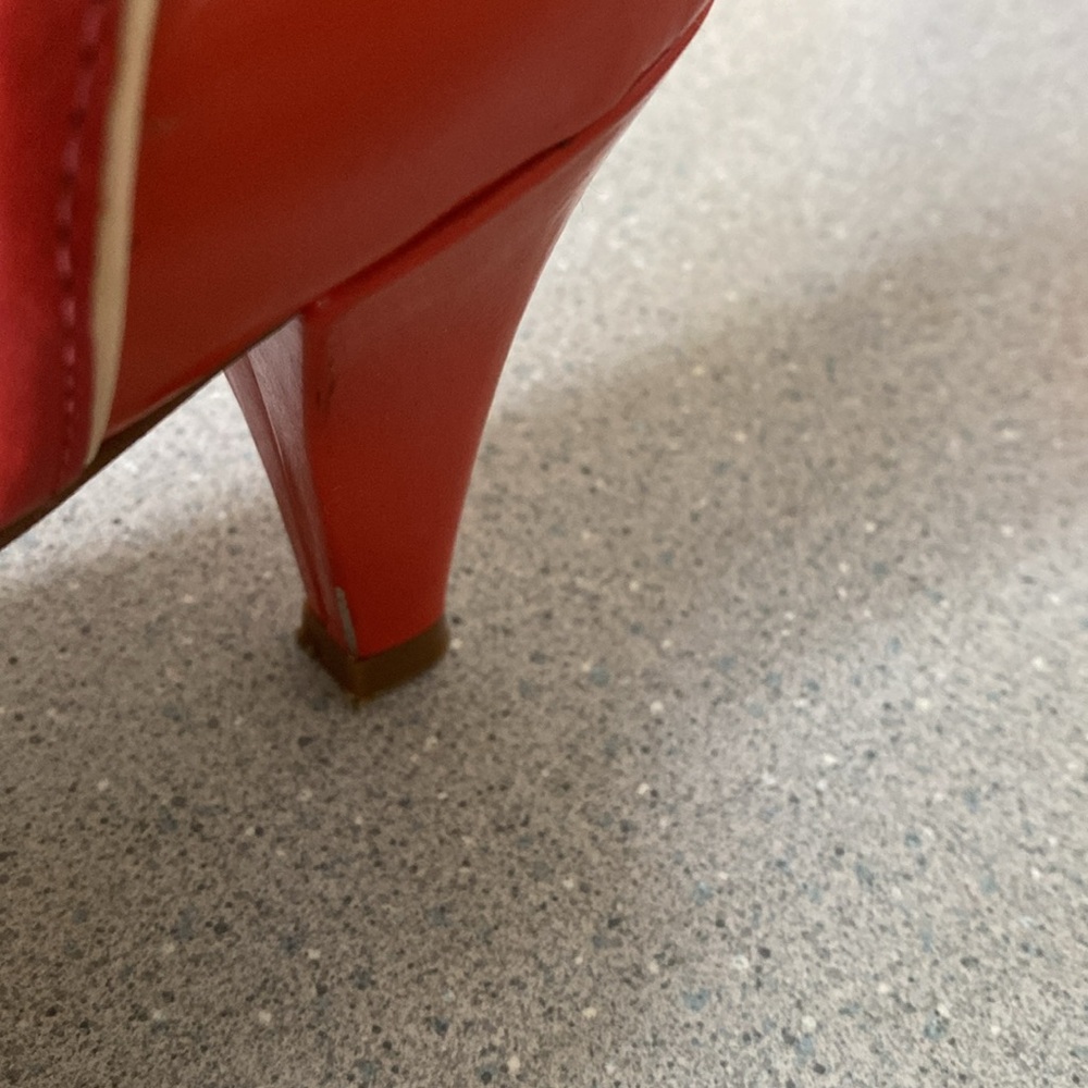 Nine West, Laughlin Round Toe Heels - Picture 5 of 6
